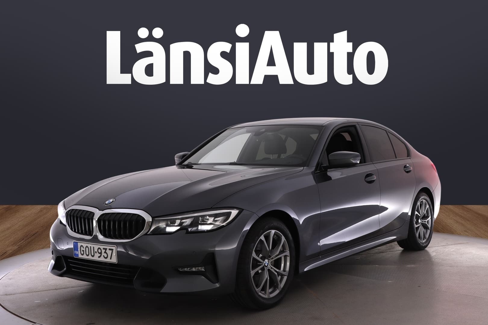 BMW 320