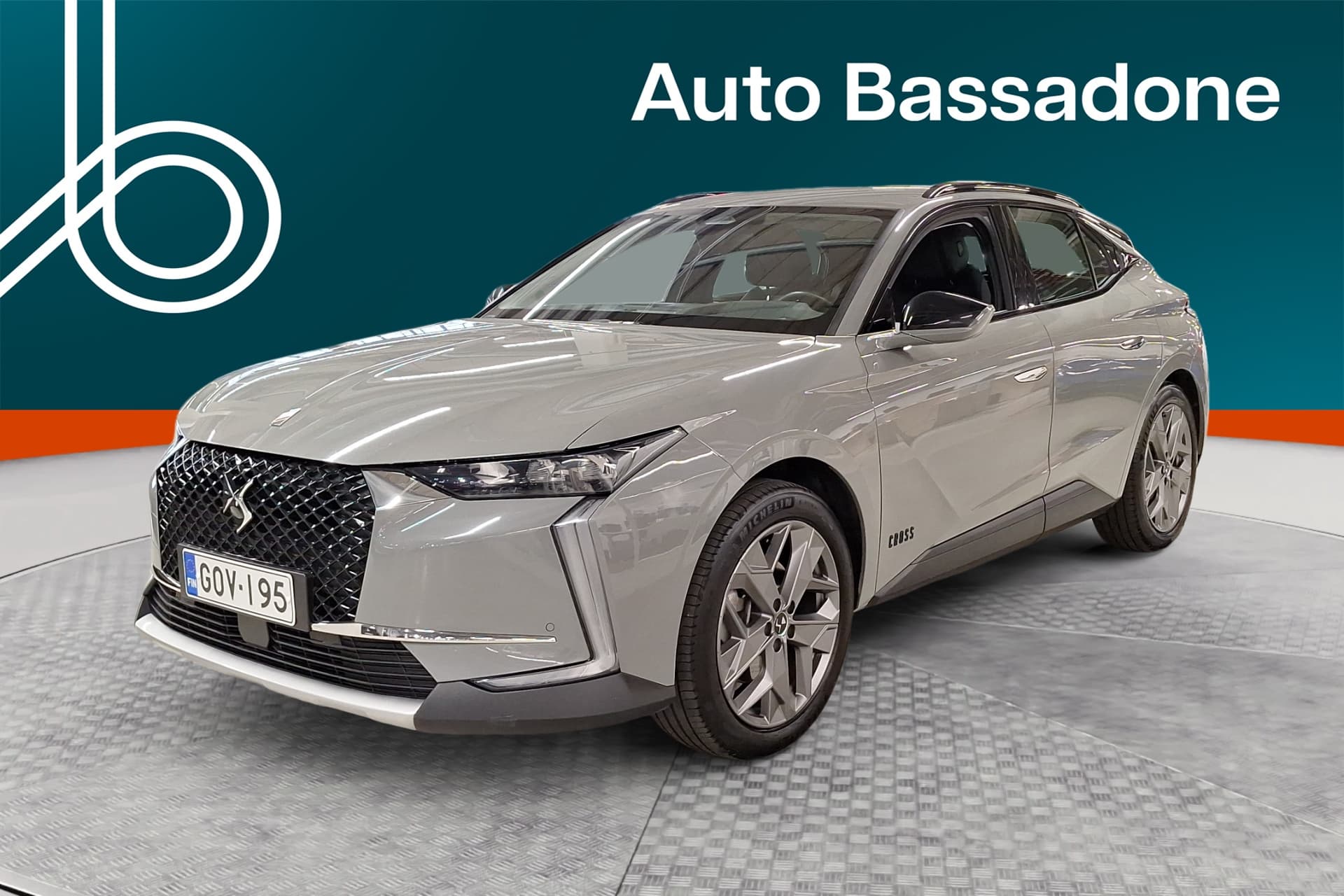 DS 4