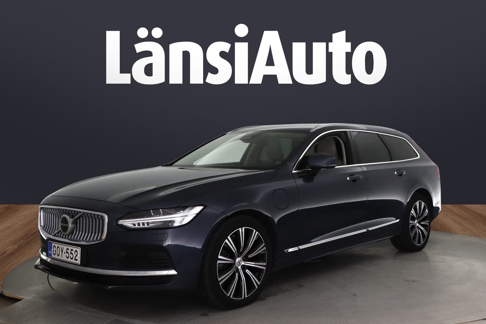 Volvo V90