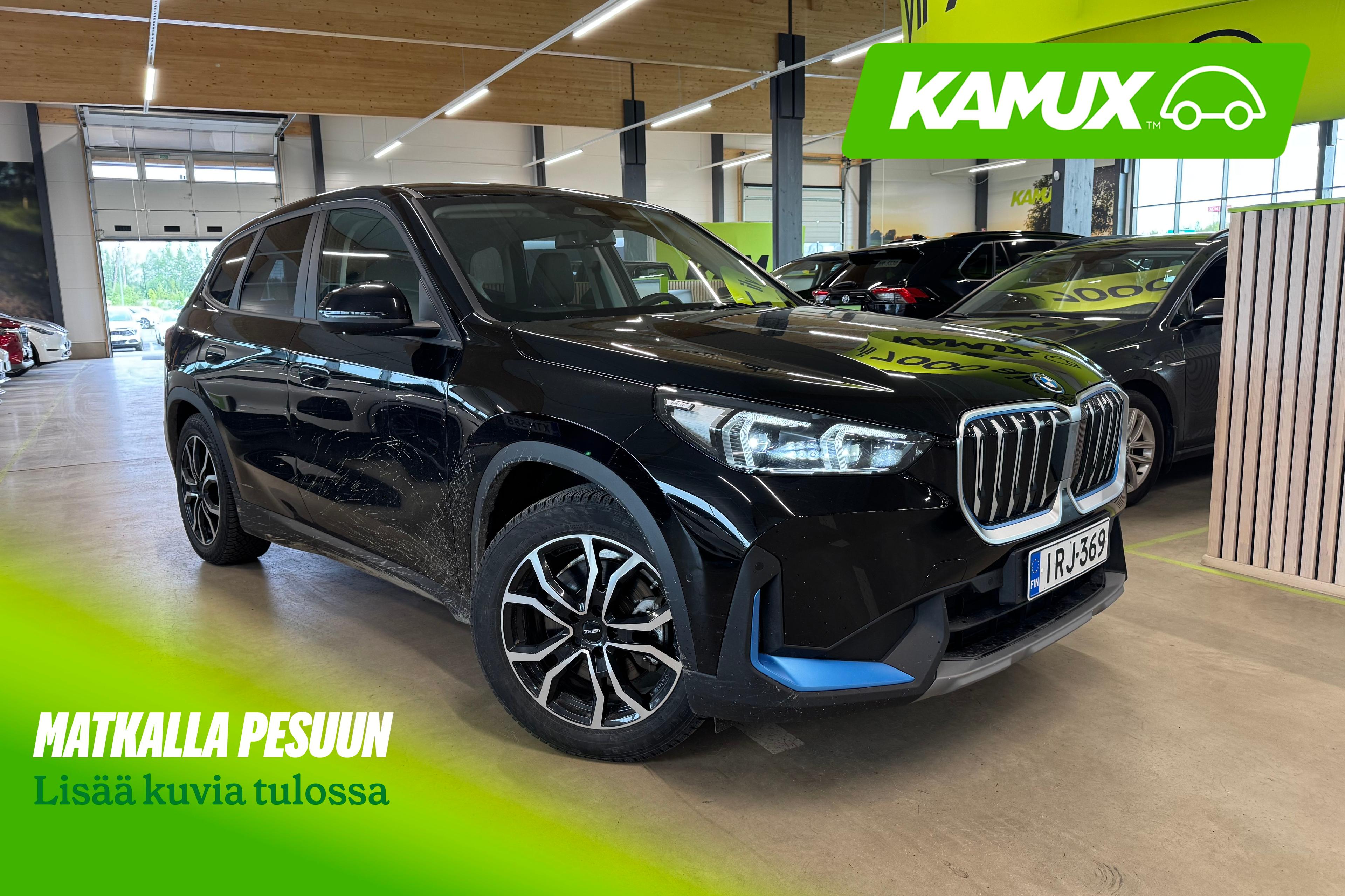 BMW iX1