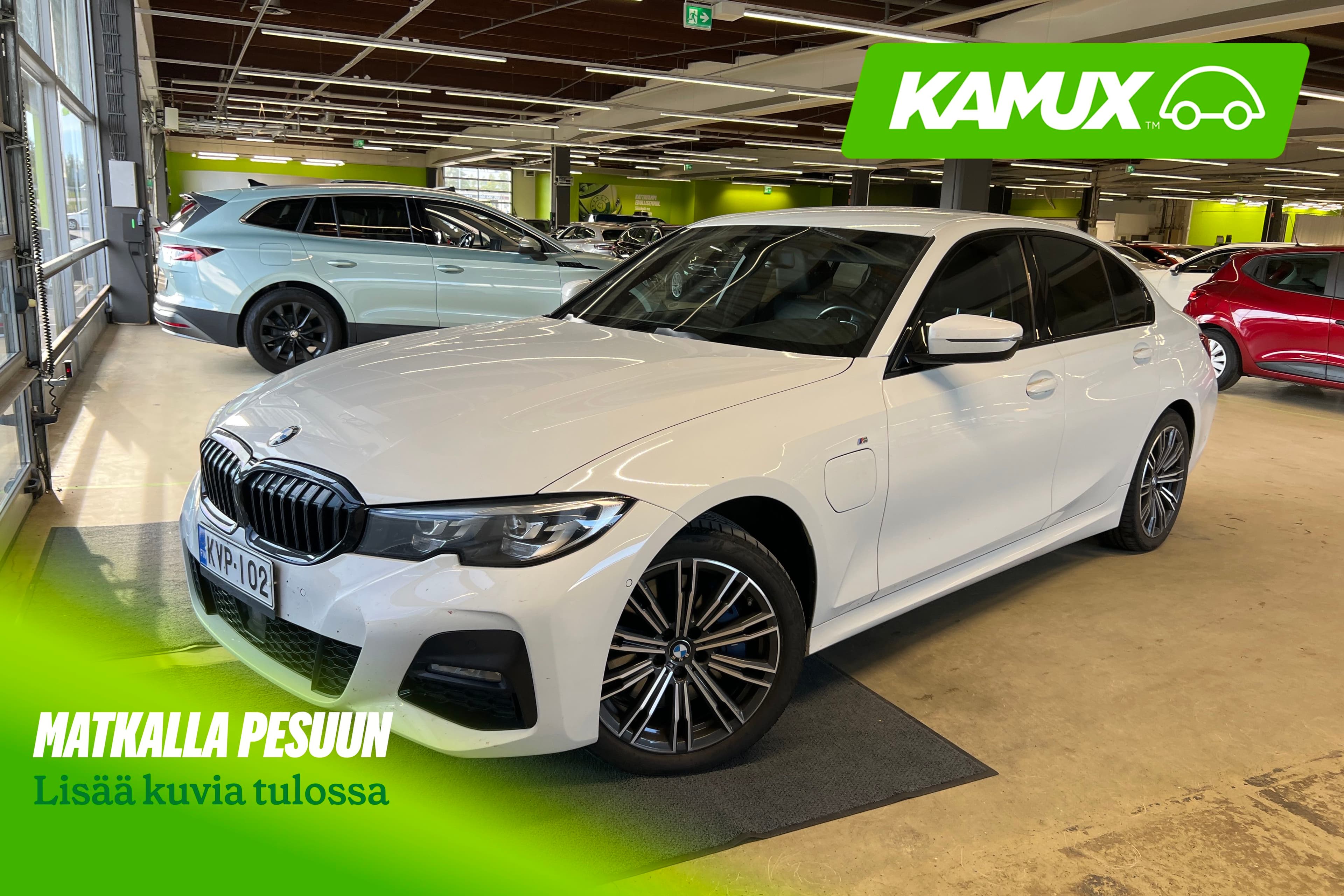 BMW 330