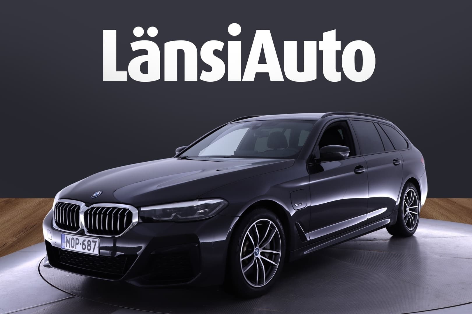 BMW 530