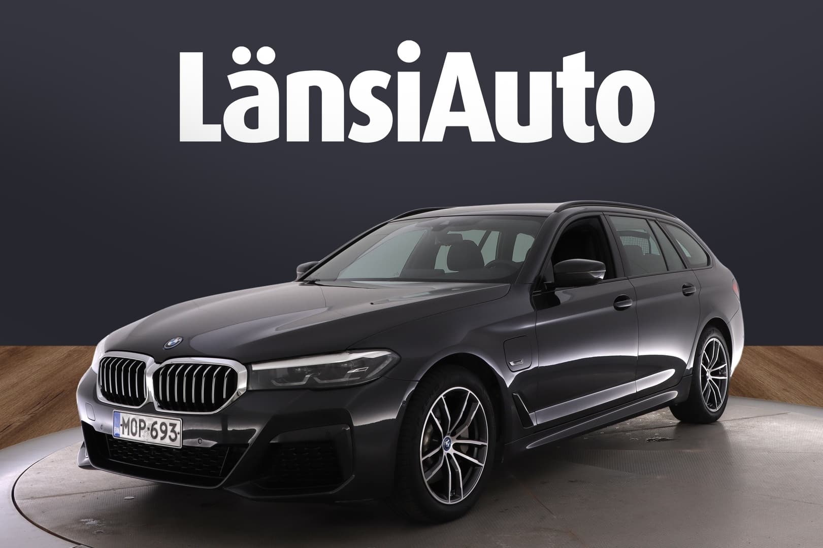 BMW 530