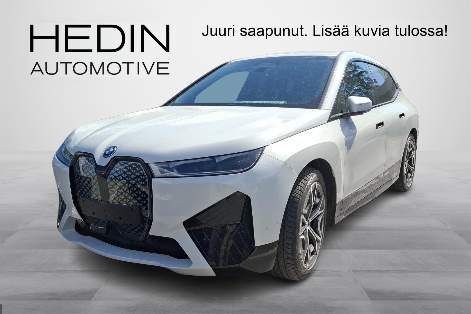 BMW iX