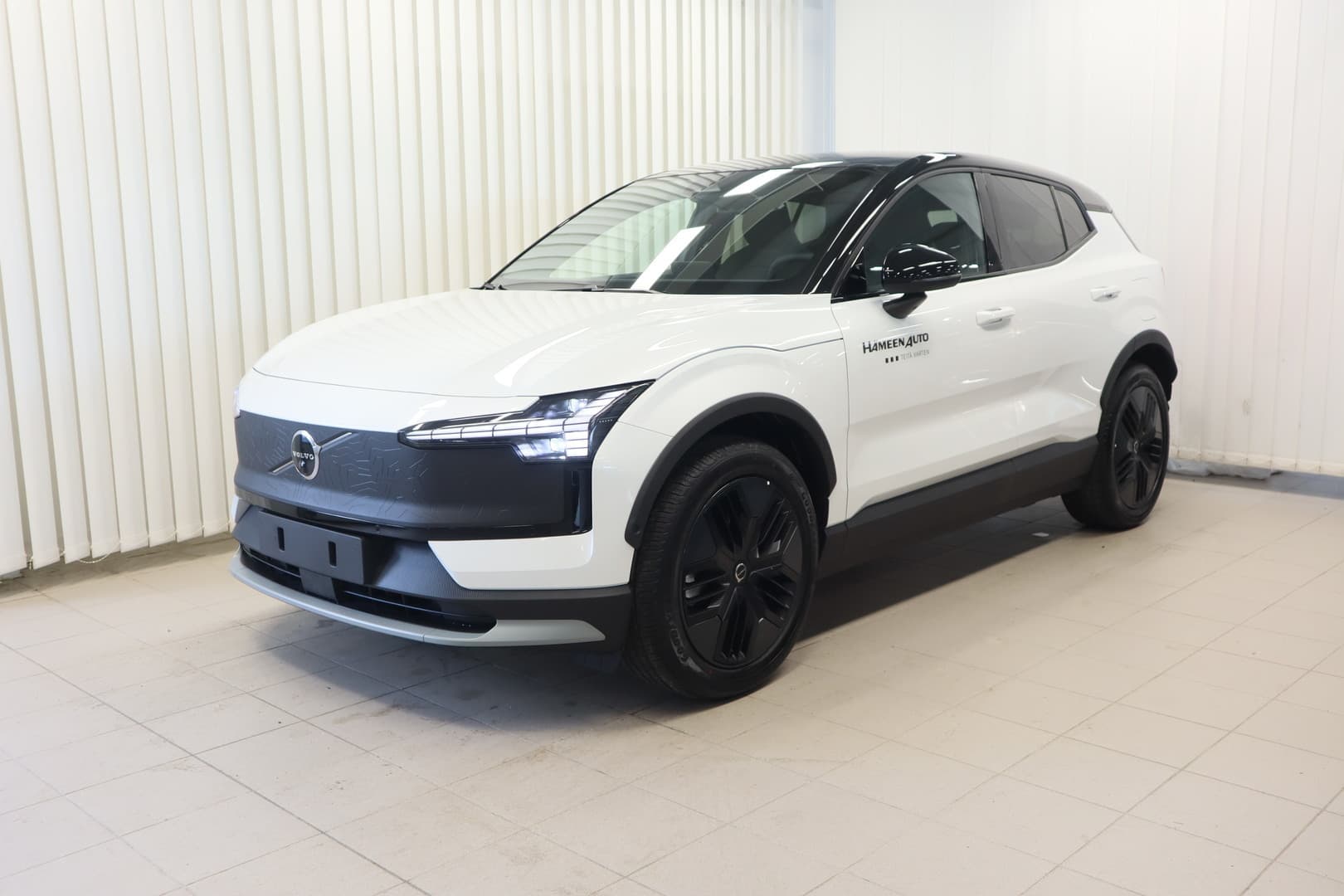 Volvo EX30 Cross Country