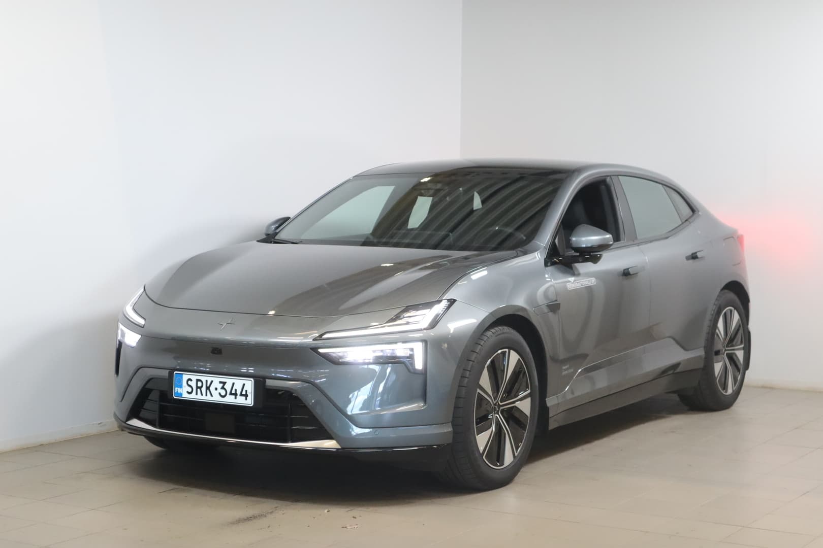 Polestar 4